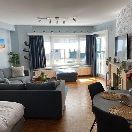 Ferienwohnung Studio Direct Aan Het Hoofdstrand Van Oostende - Naast Casino Exterior foto
