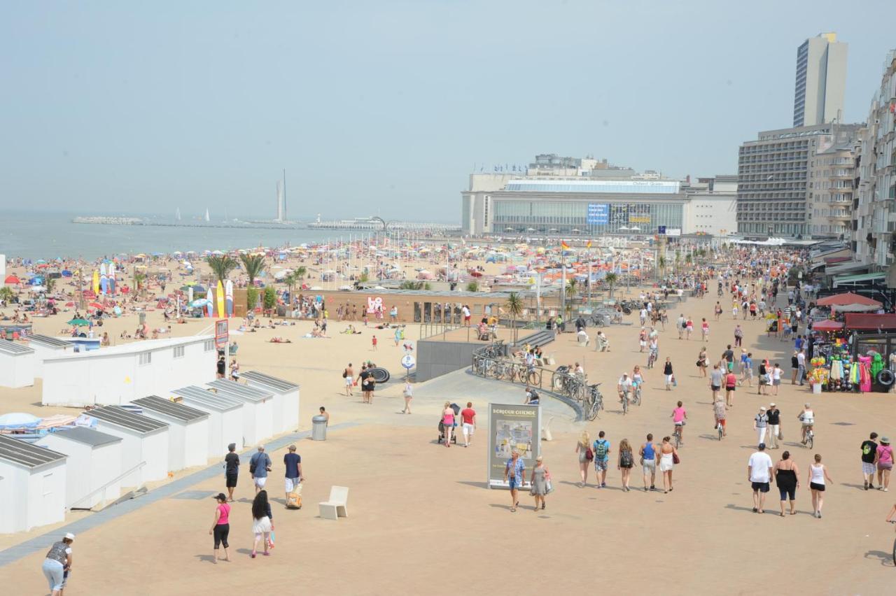 Ferienwohnung Studio Direct Aan Het Hoofdstrand Van Oostende - Naast Casino Exterior foto